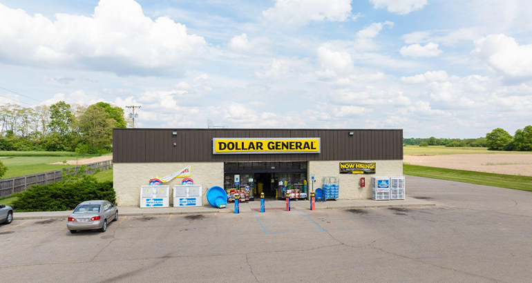 305 S Main St, Pleasant Hill, OH 45359