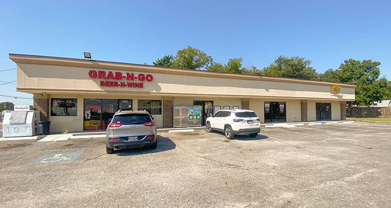 4411 Broadway Ave, Haltom City, TX 76117