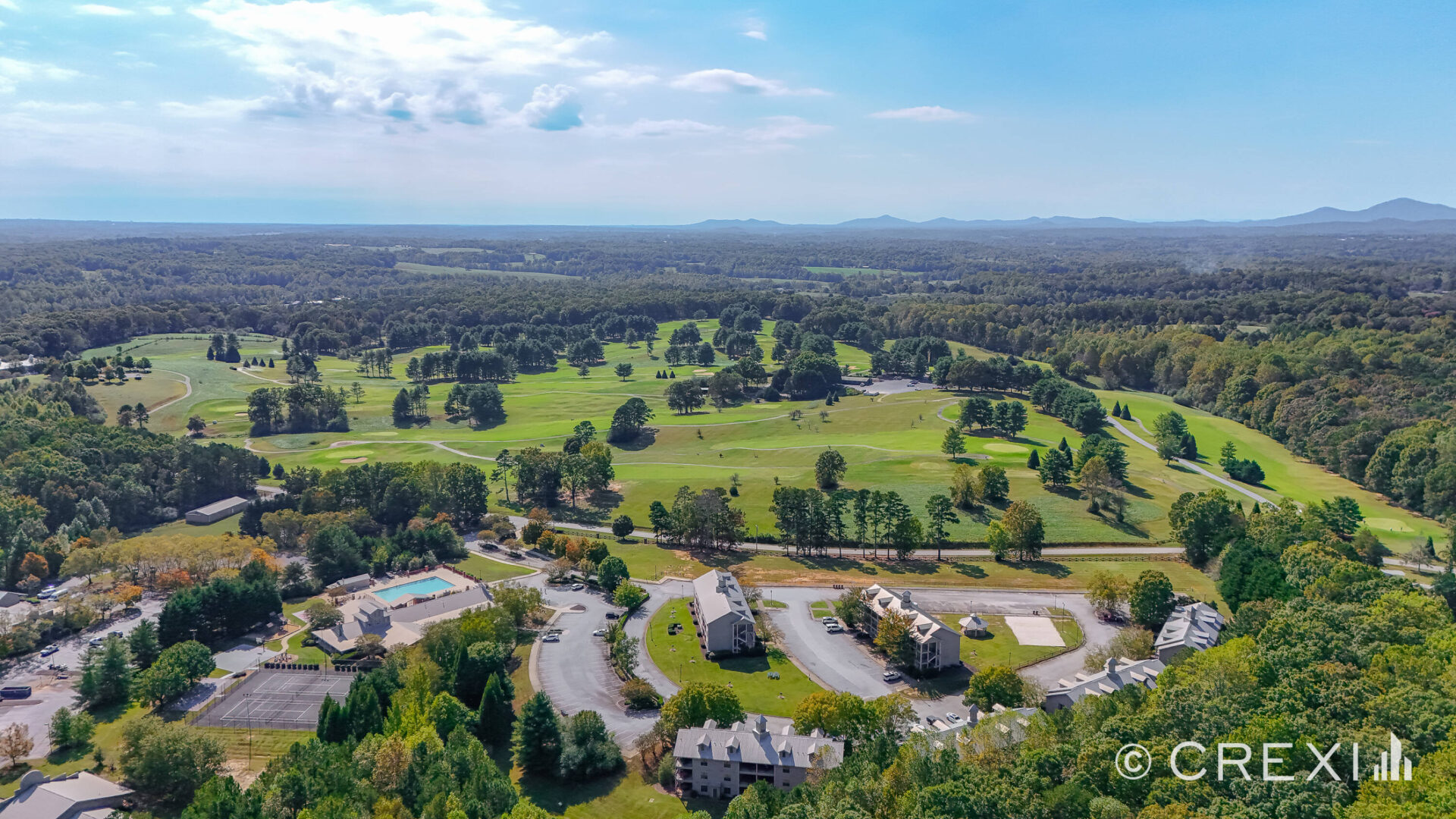 Former Apple Mountain Resort (For Auction), photo 3