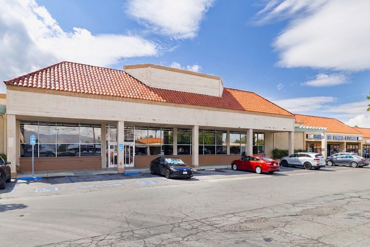 2093 E Florida Ave, Hemet, CA 92544