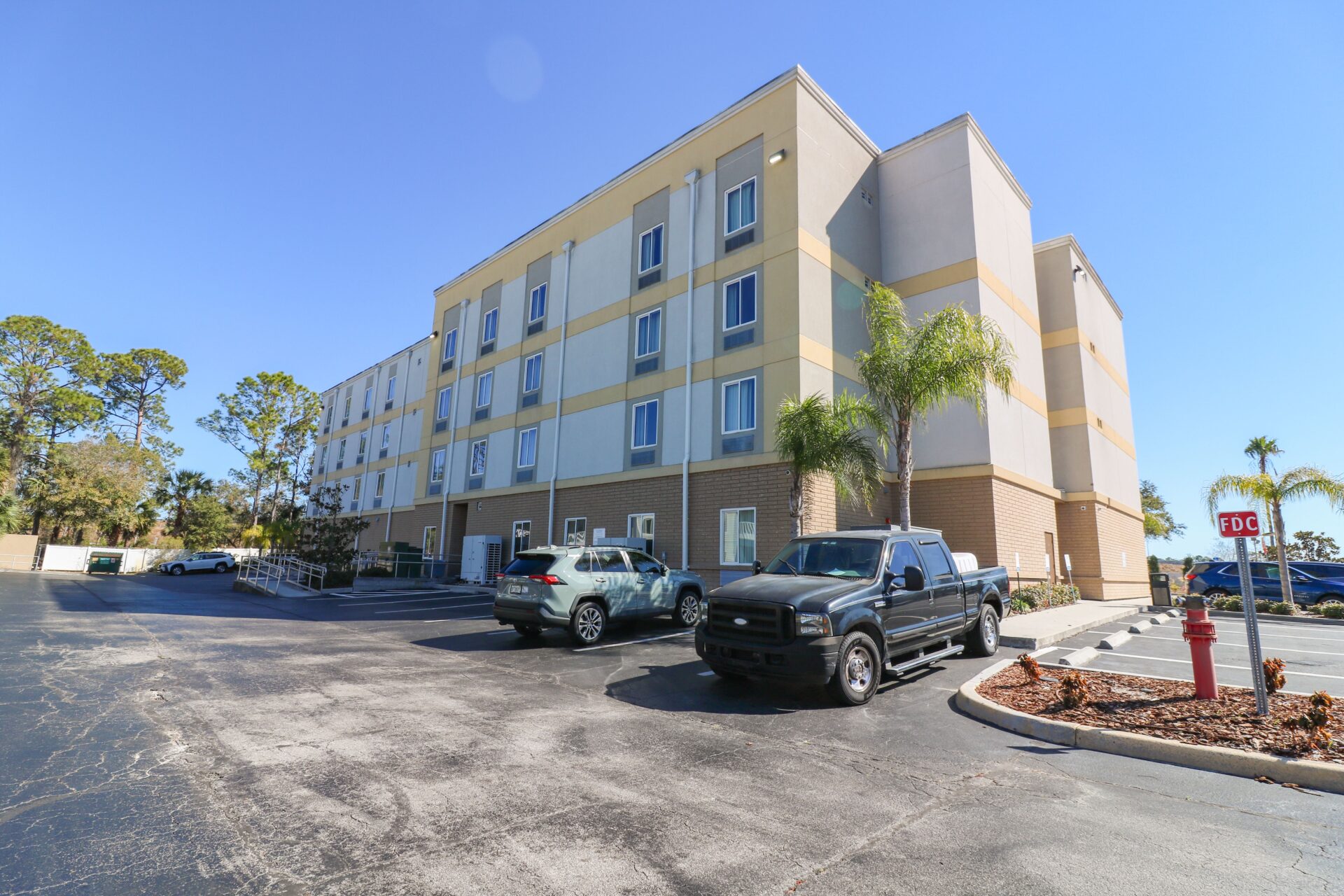 Comfort Suites Daytona Beach, photo 2