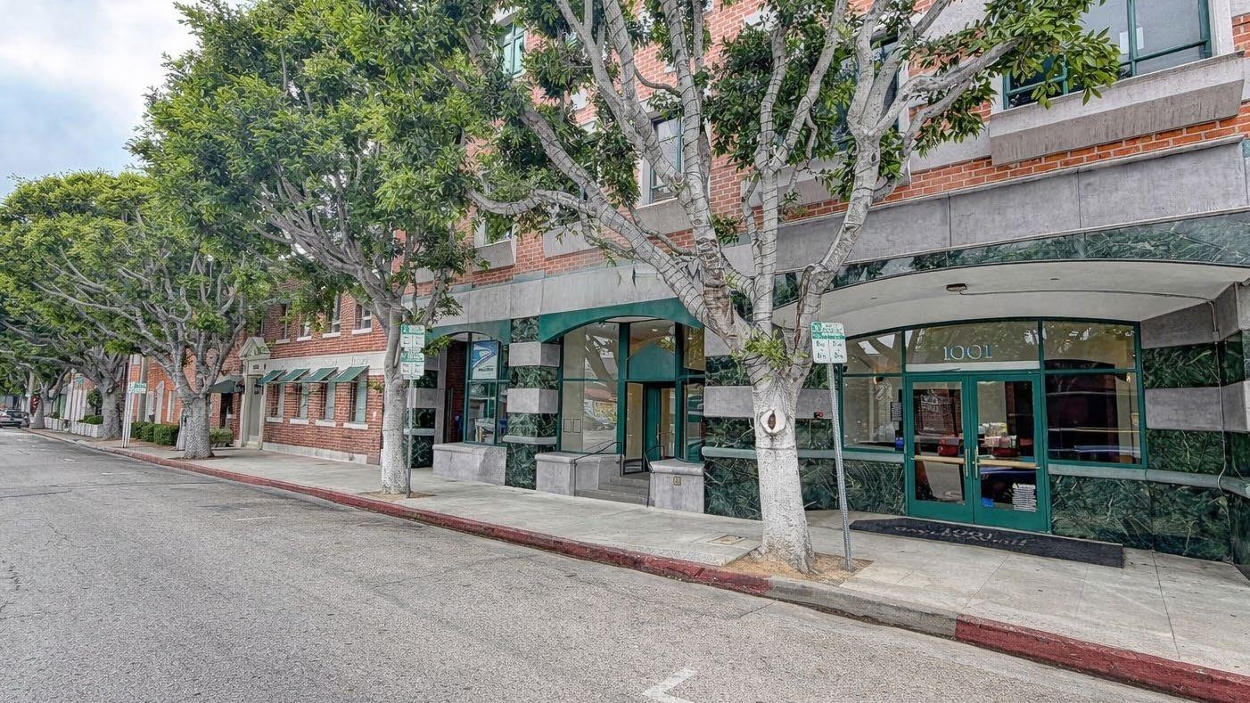 1001 Gayley Ave, Los Angeles, CA 90024