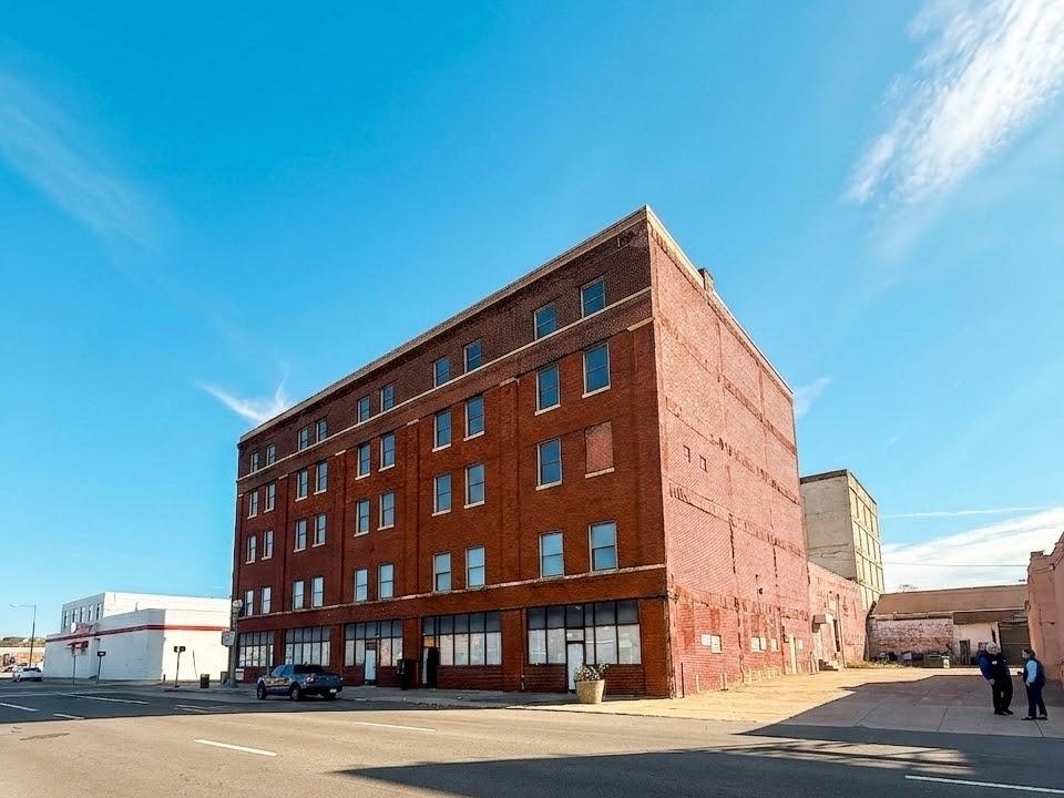 318 Cherry Ave NE, Canton, OH 44702