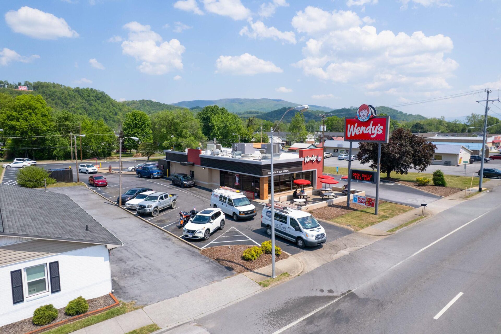 415 Broad St, Elizabethton, TN 37643