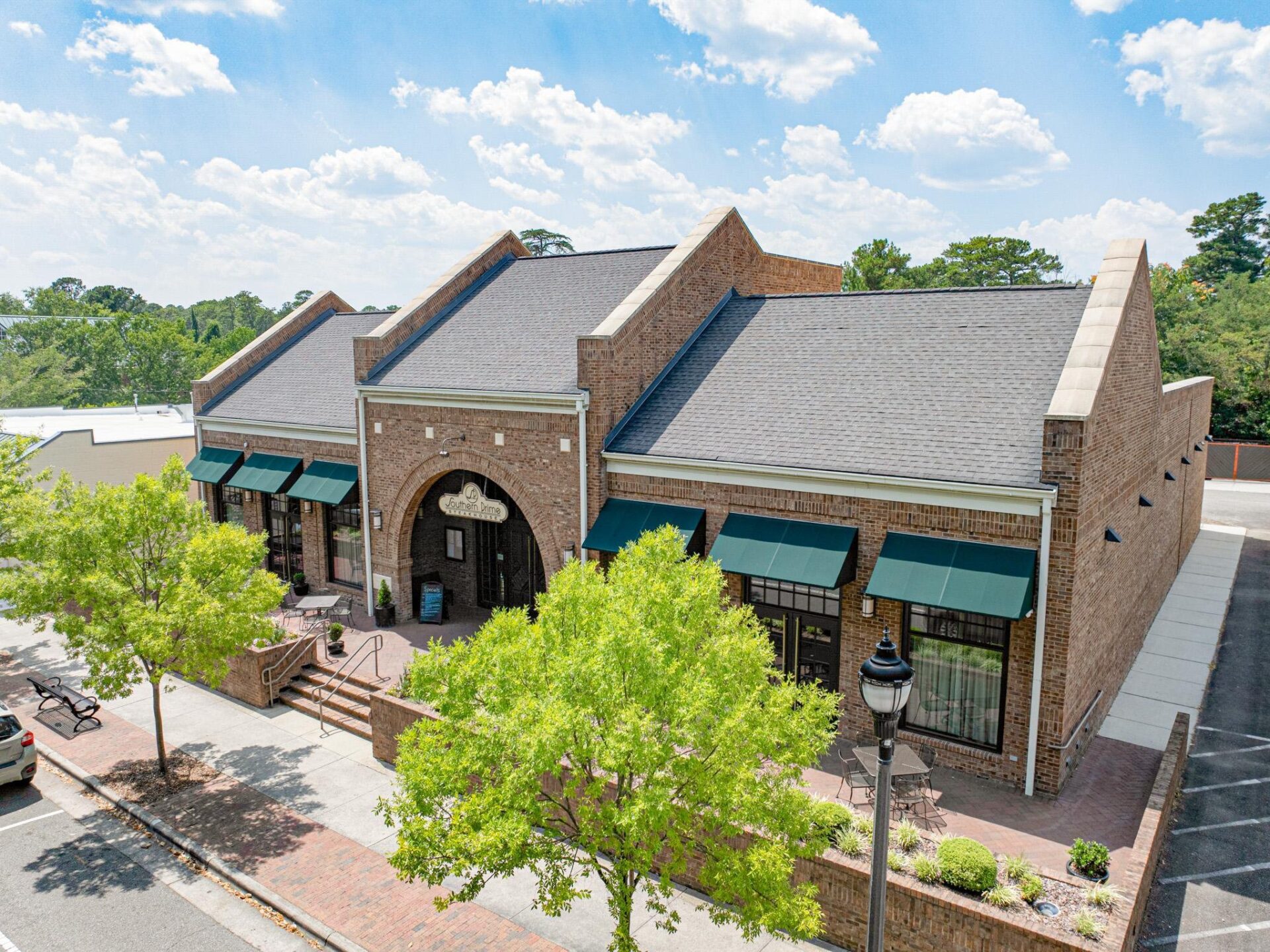 270 SW Broad St, Southern Pines, NC 28387