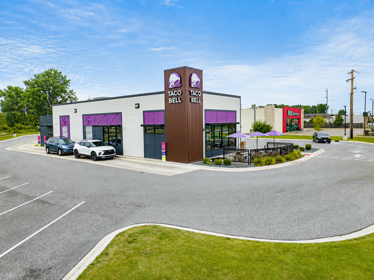 2945 Bay Rd, Saginaw, MI 48603