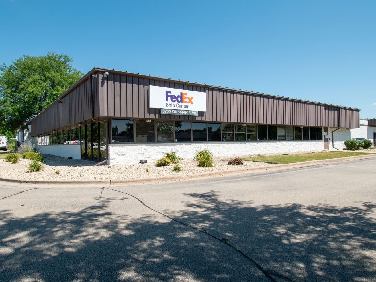 3700 Kinsman Blvd, Madison, WI 53704