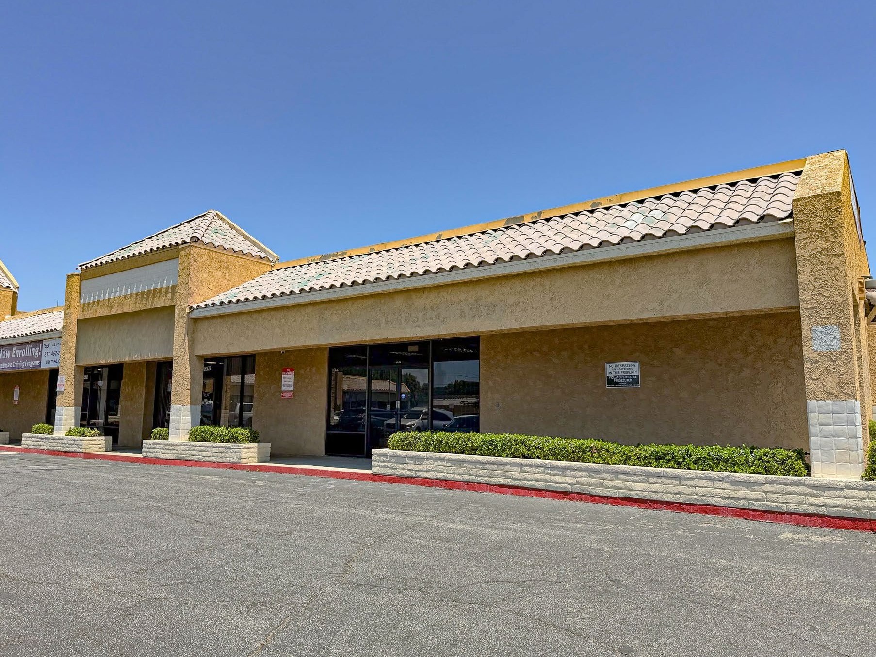 5454 Moreno St, Montclair, CA 91763