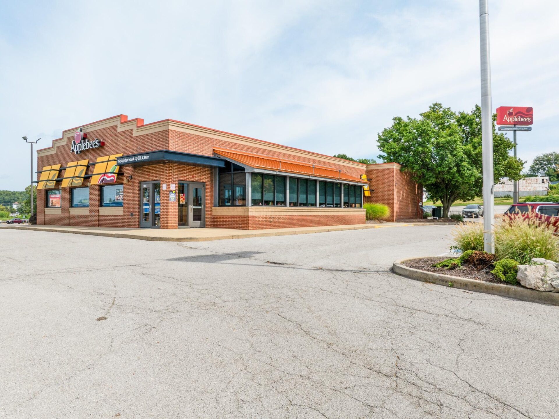 610 N Bluff Rd, Collinsville, IL 62234